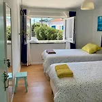بيت شباب Native Surfhouse Praia da Lourinhã