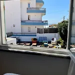 Native Surfhouse بيت شباب *